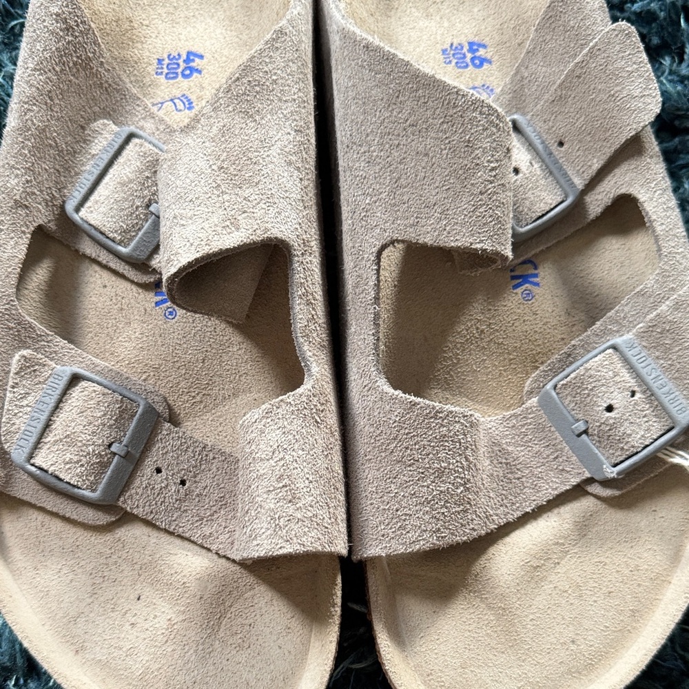 Birkenstock Arizona Soft Footbed light gray Suede Sandals - Picture 2 of 7
